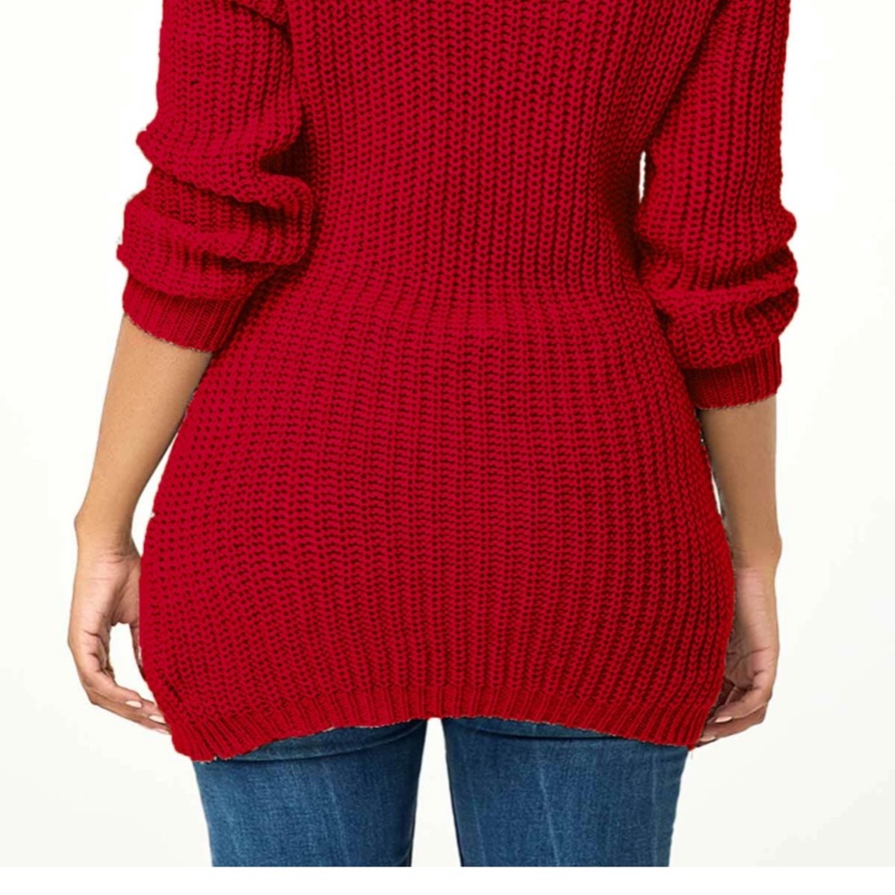 Round Neck Pullover - image 3